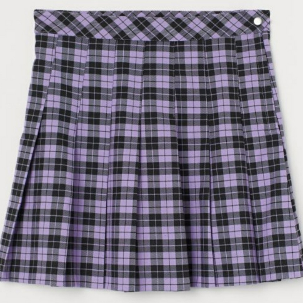Pleated skirt 🔮